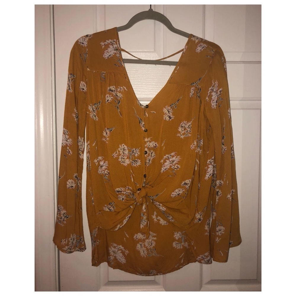 Billabong tie-up top